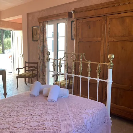 Αρχόντισσα *